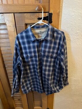 Men’s Outdoor Life Blue Plaid Button-Up Shirt